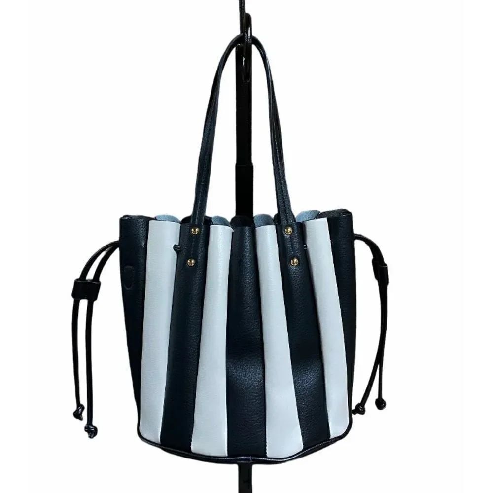 Diophy Vegan Black & White Cinch Shoulder Bag NWT